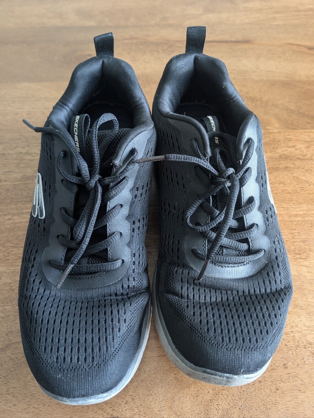 Sketchers| Men's Black Athletic Lace-Up Sneakers